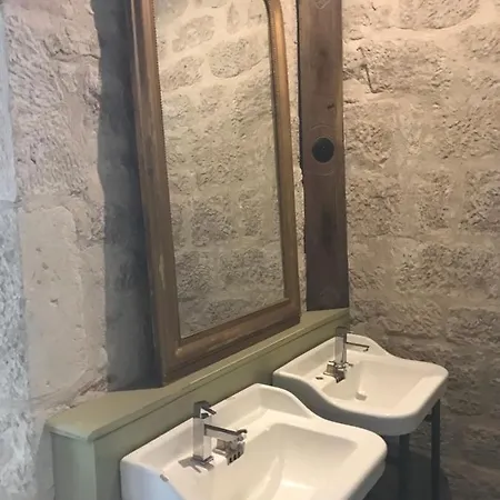 D'hotes Au Chateau De Favols *
