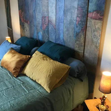 D'hotes Au Chateau De Favols Bed & Breakfast Bias (Lot-et-Garonne)