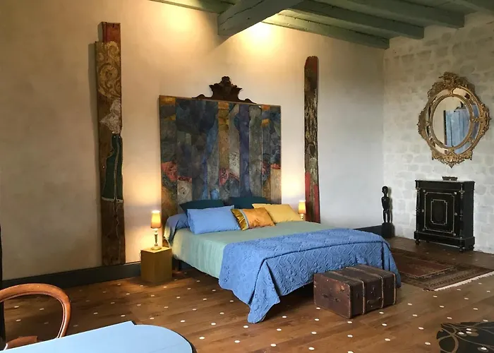 D'hotes Au Chateau De Favols 3*